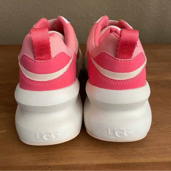 UGG LA Flex Pink Rose Women Slip On Athletic Sneakers - Size 6.5 - like new! - Picture 5 of 14